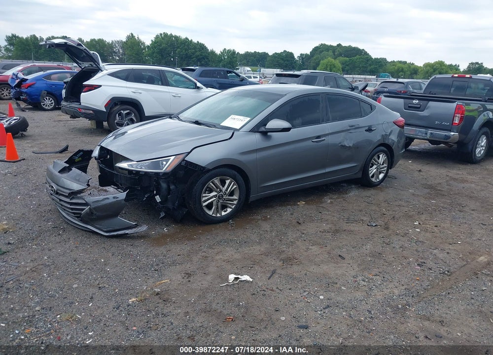 2019 HYUNDAI ELANTRA SEL VIN: 5NPD84LF0KH461478