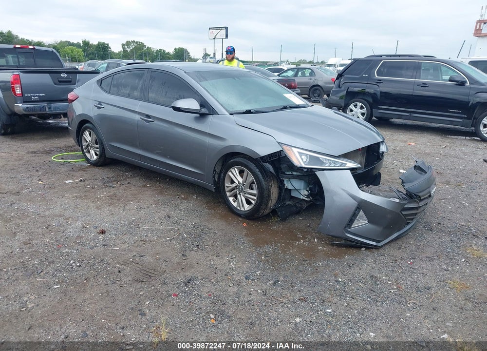 2019 HYUNDAI ELANTRA SEL VIN: 5NPD84LF0KH461478