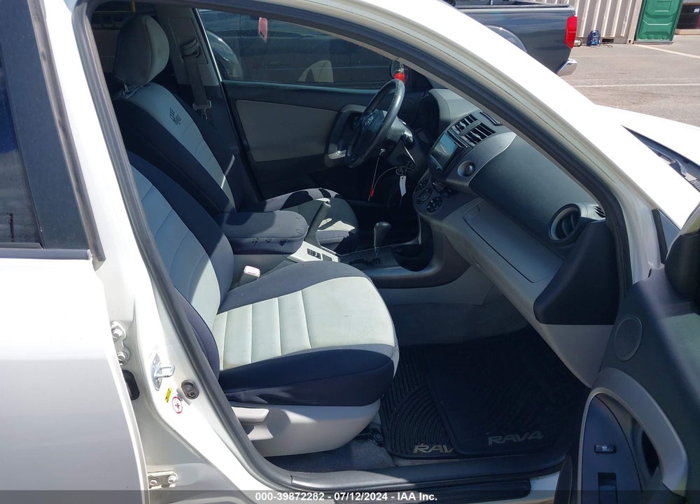 2007 TOYOTA RAV4 LIMITED VIN: JTMBD31V875072361