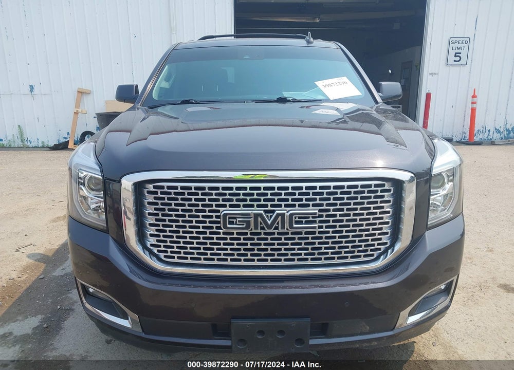2016 GMC YUKON DENALI VIN: 1GKS2CKJ4GR114071