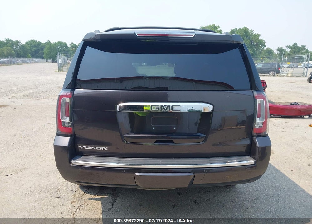 2016 GMC YUKON DENALI VIN: 1GKS2CKJ4GR114071