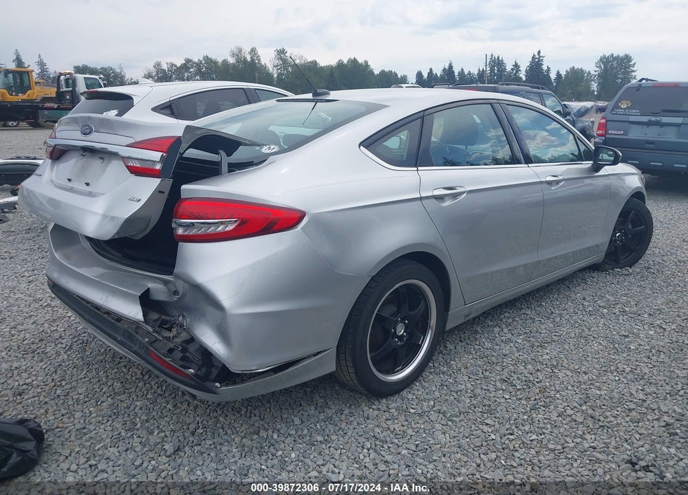 2017 FORD FUSION SE VIN: 3FA6P0H72HR125039
