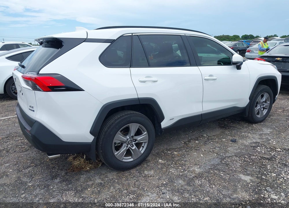 2024 TOYOTA RAV4 HYBRID XLE VIN: 4T3RWRFV1RU118953