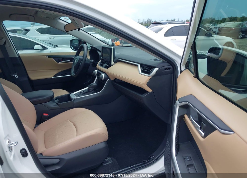 2024 TOYOTA RAV4 HYBRID XLE VIN: 4T3RWRFV1RU118953