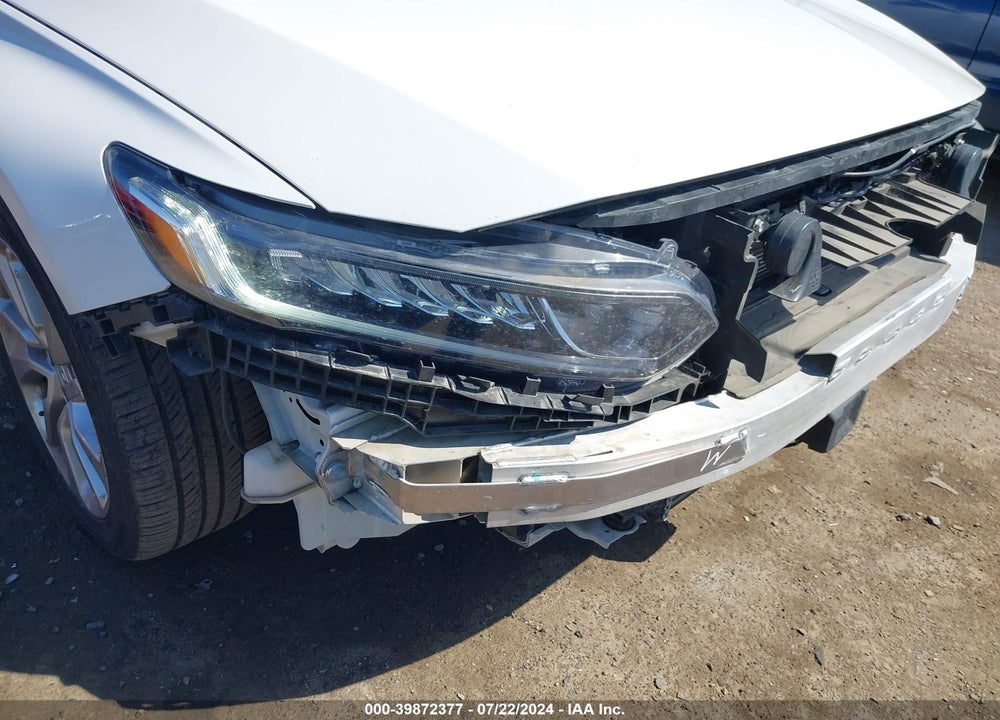 2018 HONDA ACCORD LX VIN: 1HGCV1F10JA130619