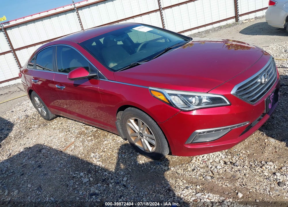 2015 HYUNDAI SONATA SE VIN: 5NPE24AFXFH169562