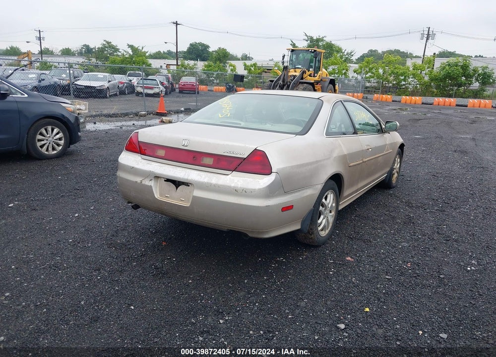 2001 HONDA ACCORD 3.0 EX VIN: 1HGCG22501A029850