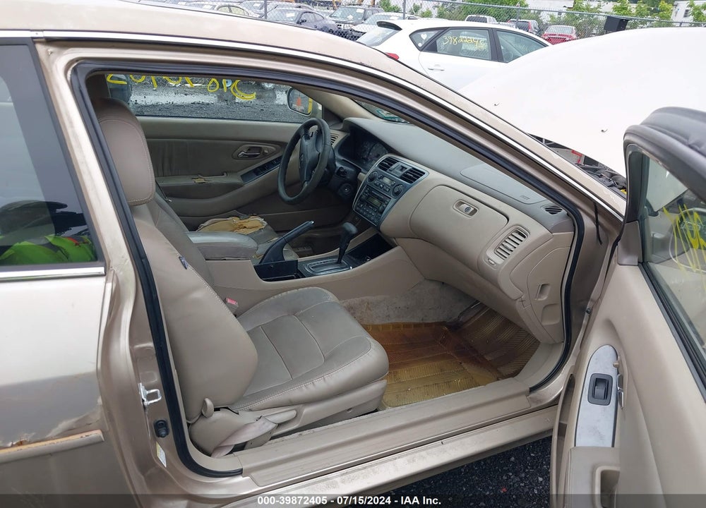 2001 HONDA ACCORD 3.0 EX VIN: 1HGCG22501A029850