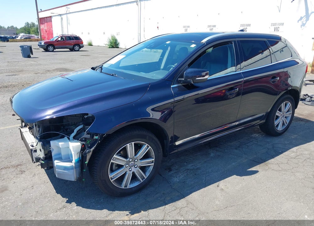 2017 VOLVO XC60 T5 INSCRIPTION VIN: YV440MRU3H2142712
