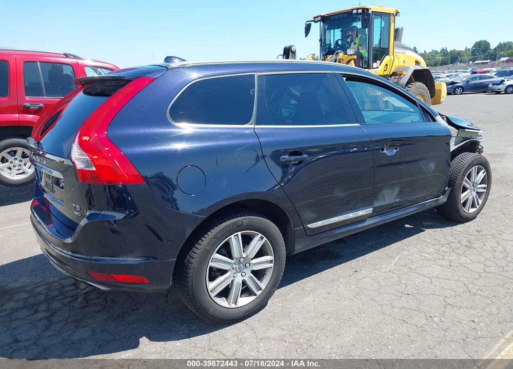 2017 VOLVO XC60 T5 INSCRIPTION VIN: YV440MRU3H2142712