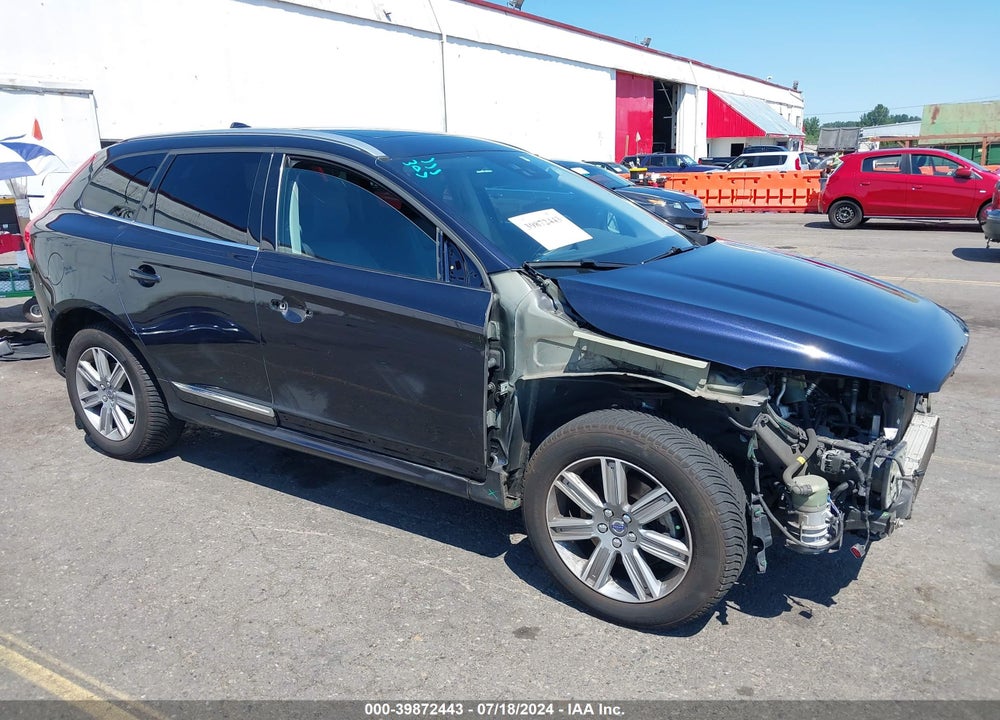 2017 VOLVO XC60 T5 INSCRIPTION VIN: YV440MRU3H2142712