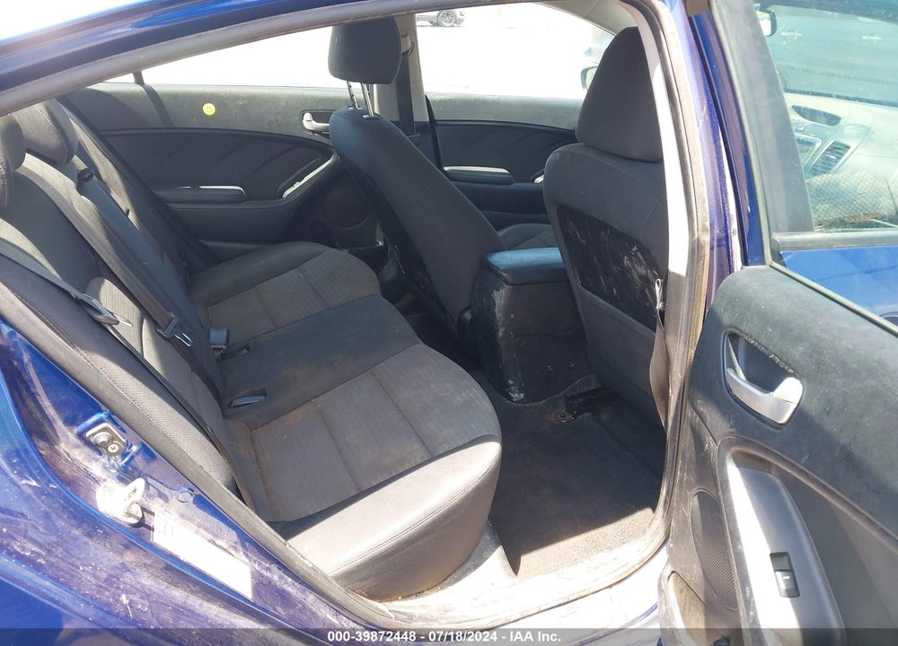 2018 KIA FORTE LX VIN: 3KPFL4A72JE174035