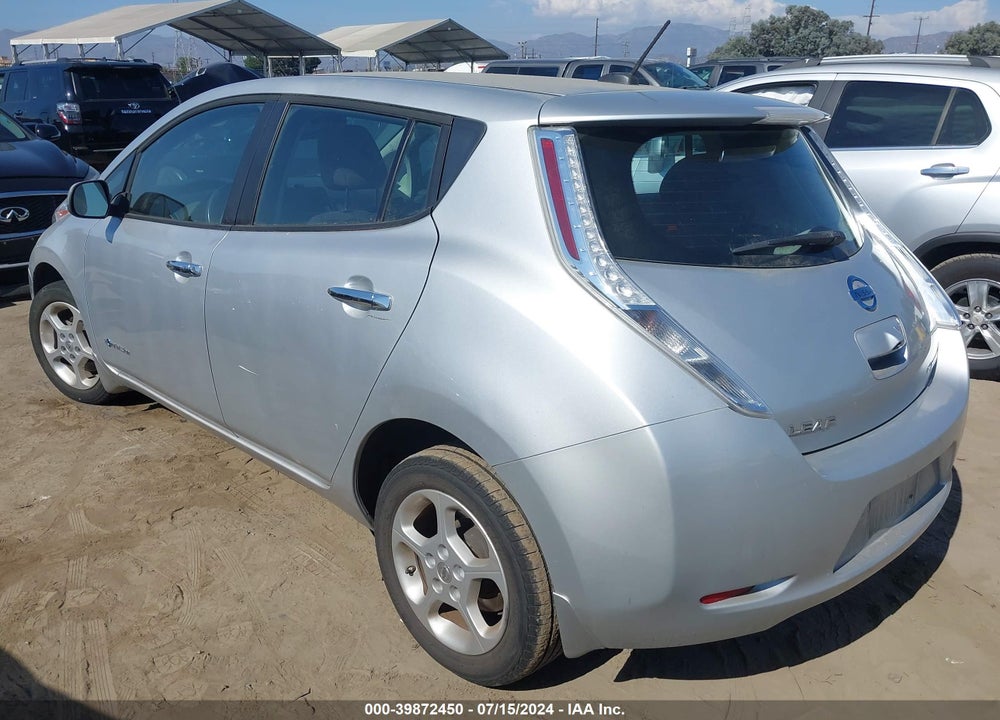 2015 NISSAN LEAF SV VIN: 1N4AZ0CP0FC306986