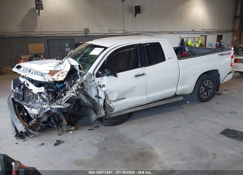 2016 TOYOTA TUNDRA LIMITED 5.7L V8 VIN: 5TFBY5F14GX499756