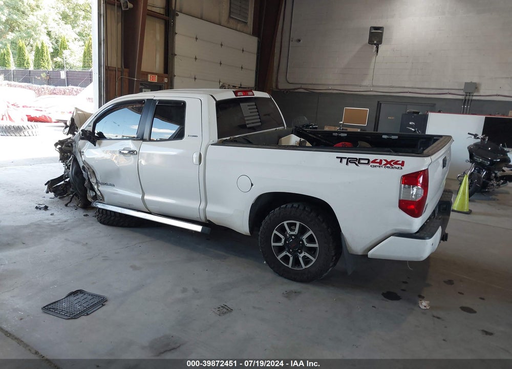 2016 TOYOTA TUNDRA LIMITED 5.7L V8 VIN: 5TFBY5F14GX499756