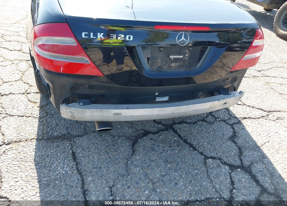 2004 MERCEDES-BENZ CLK 320 VIN: WDBTK65GX4T016239