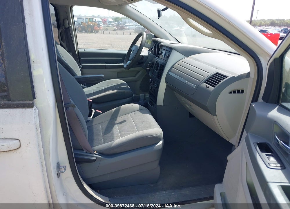 2009 DODGE GRAND CARAVAN VIN: 2D8HN54149R589109