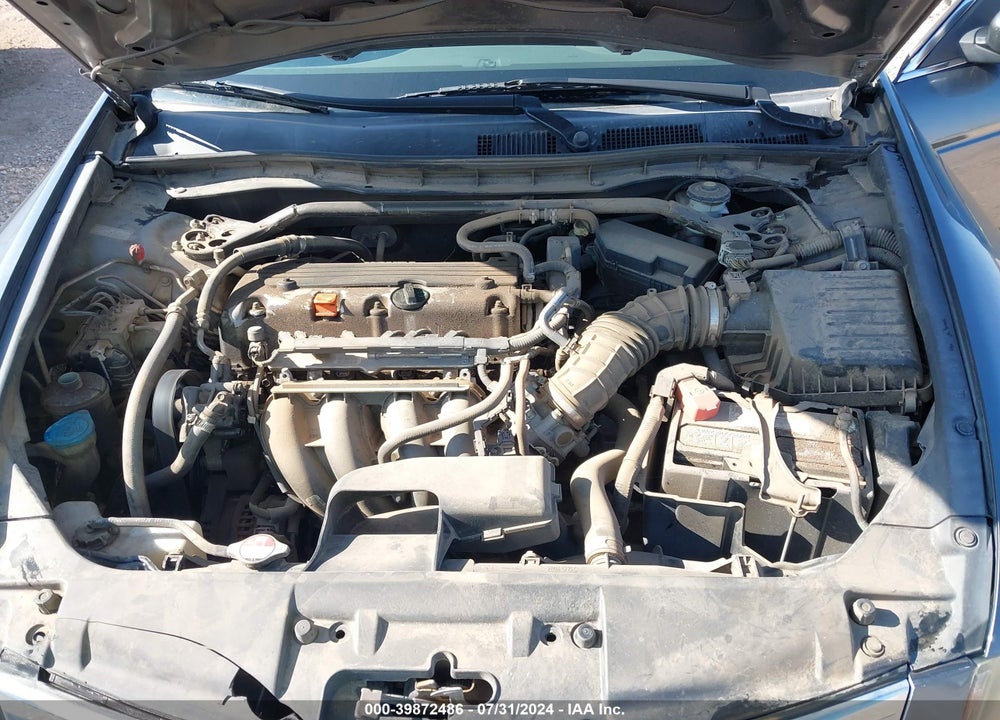 2010 HONDA ACCORD 2.4 EX-L VIN: 1HGCP2F83AA121197
