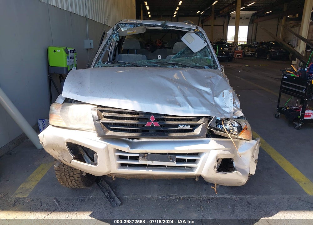 2001 MITSUBISHI MONTERO VIN: JA4MW31R11J040088