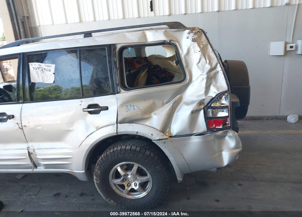2001 MITSUBISHI MONTERO VIN: JA4MW31R11J040088
