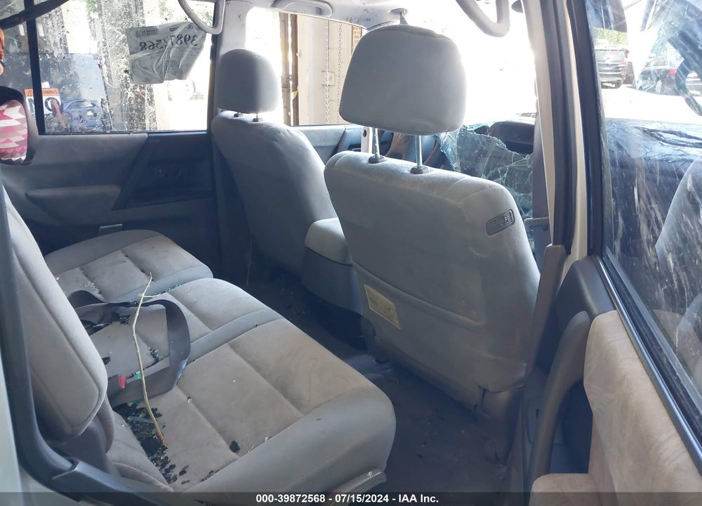 2001 MITSUBISHI MONTERO VIN: JA4MW31R11J040088