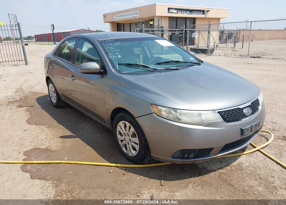 2011 KIA FORTE EX VIN: KNAFU4A20B5401136