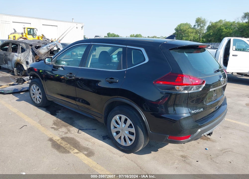2018 NISSAN ROGUE S VIN: 5N1AT2MV7JC744140