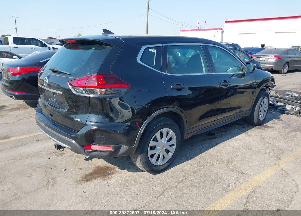2018 NISSAN ROGUE S VIN: 5N1AT2MV7JC744140