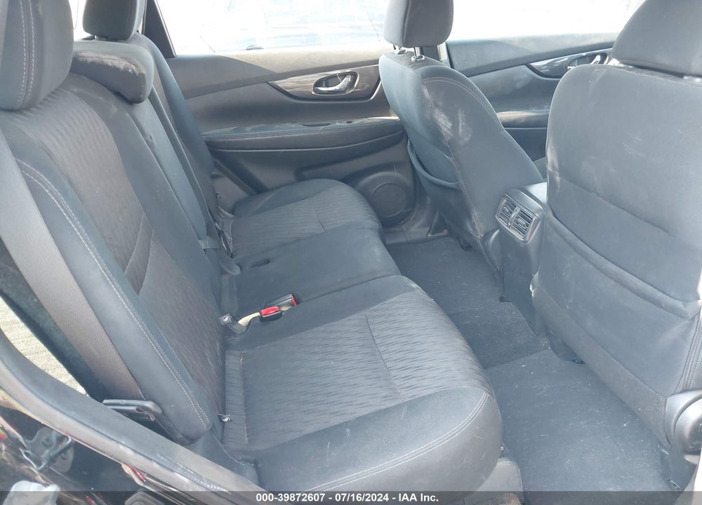 2018 NISSAN ROGUE S VIN: 5N1AT2MV7JC744140