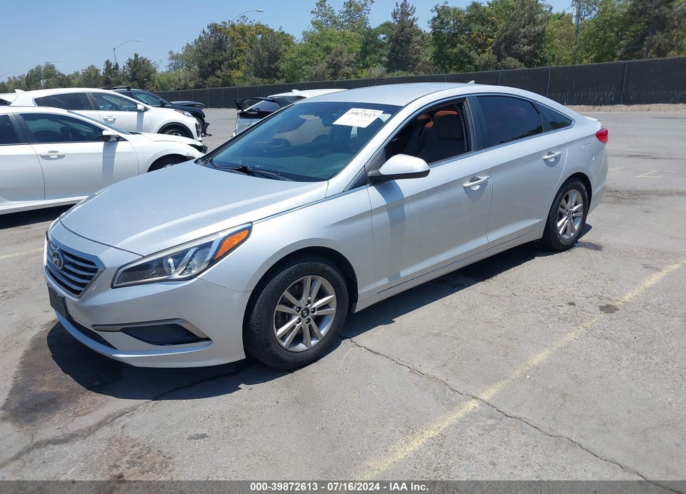 2016 HYUNDAI SONATA SE VIN: 5NPE24AF1GH346467