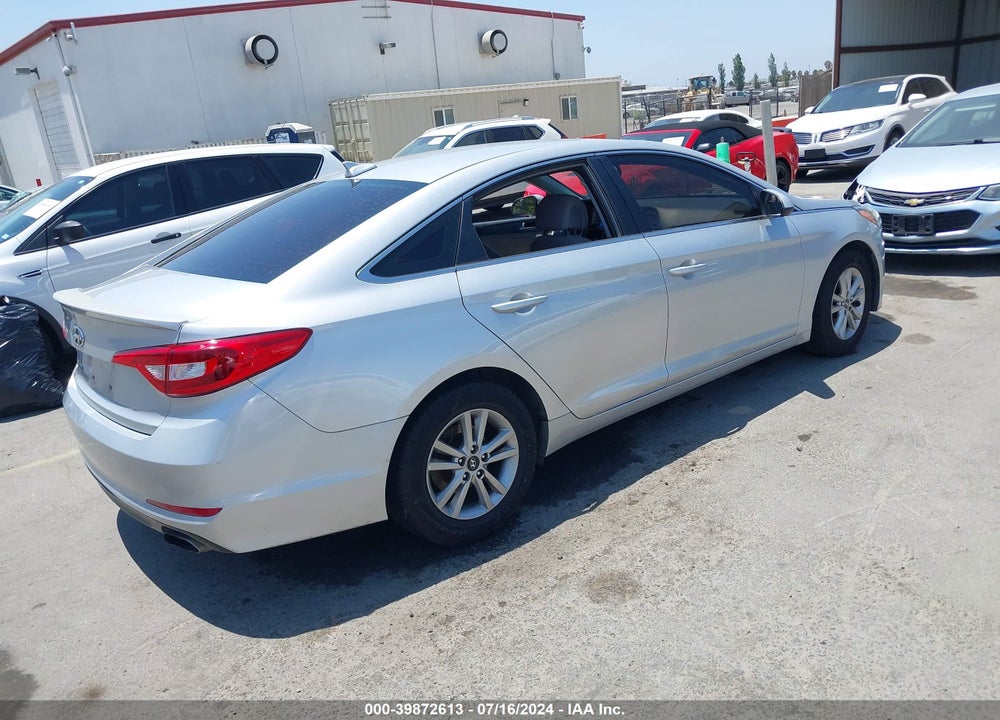 2016 HYUNDAI SONATA SE VIN: 5NPE24AF1GH346467