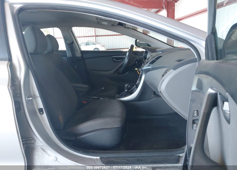 2014 HYUNDAI ELANTRA SE VIN: KMHDH4AEXEU181485