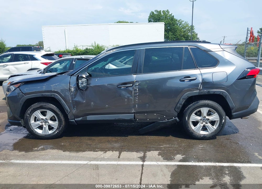 2021 TOYOTA RAV4 XLE VIN: 2T3W1RFV0MC151440
