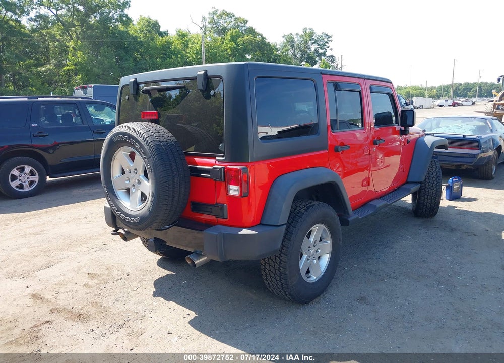 2015 JEEP WRANGLER UNLIMITED SPORT VIN: 1C4BJWDG9FL753453