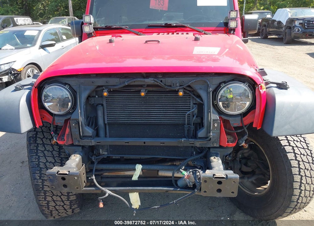 2015 JEEP WRANGLER UNLIMITED SPORT VIN: 1C4BJWDG9FL753453