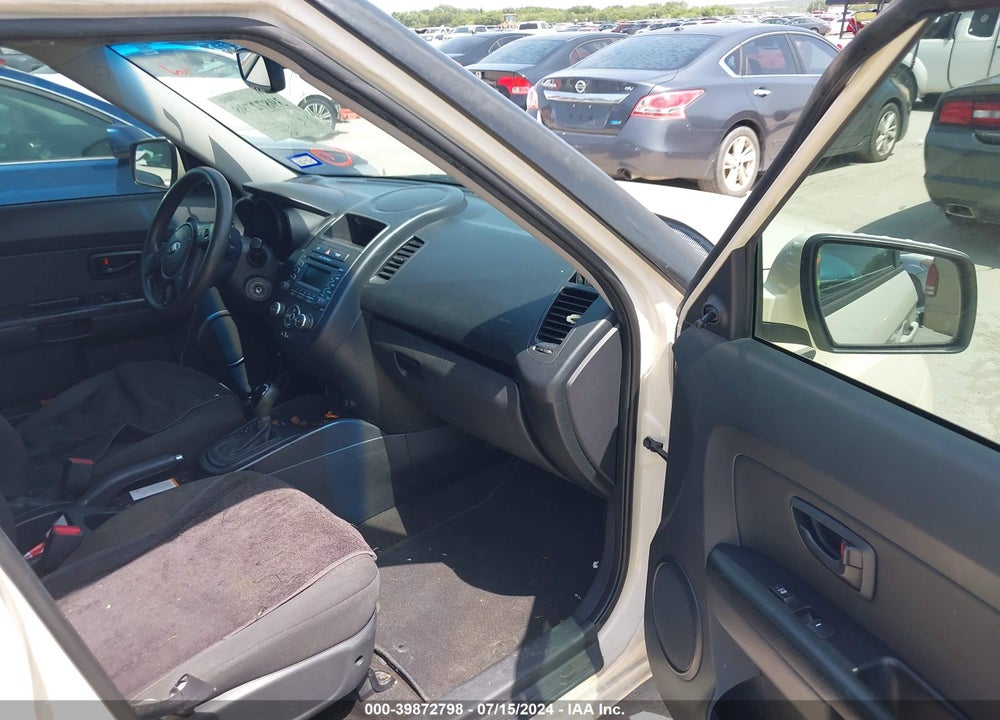 2013 KIA SOUL VIN: KNDJT2A52D7772630