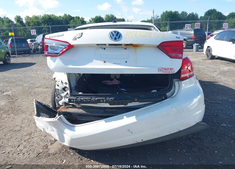 2012 VOLKSWAGEN PASSAT 2.5L SE VIN: 1VWBP7A38CC045242