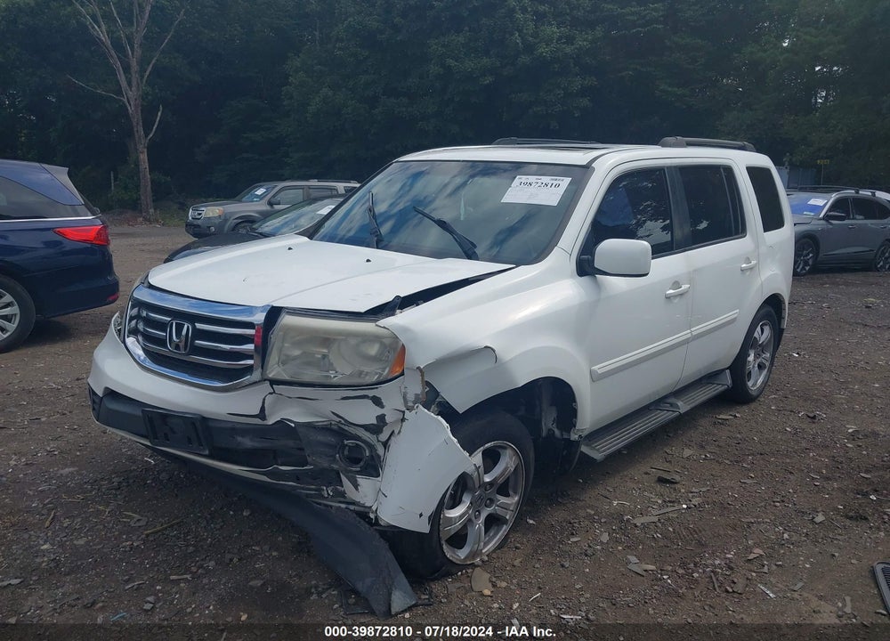 2013 HONDA PILOT EX-L VIN: 5FNYF4H58DB025065
