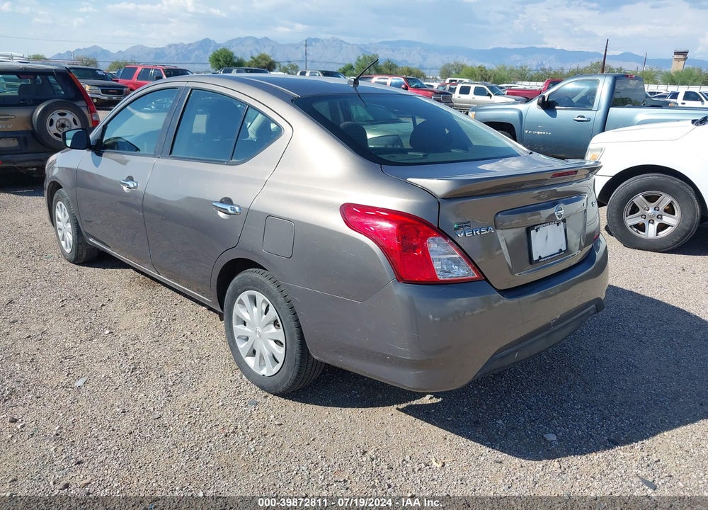 2017 NISSAN VERSA 1.6 SV VIN: 3N1CN7AP2HK428713