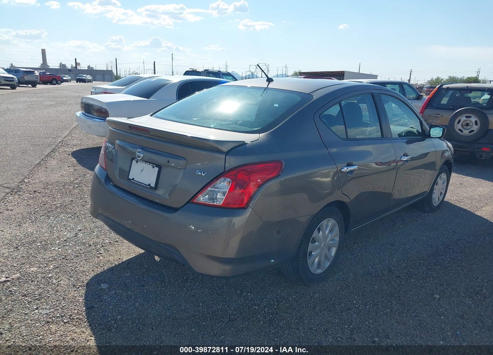 2017 NISSAN VERSA 1.6 SV VIN: 3N1CN7AP2HK428713