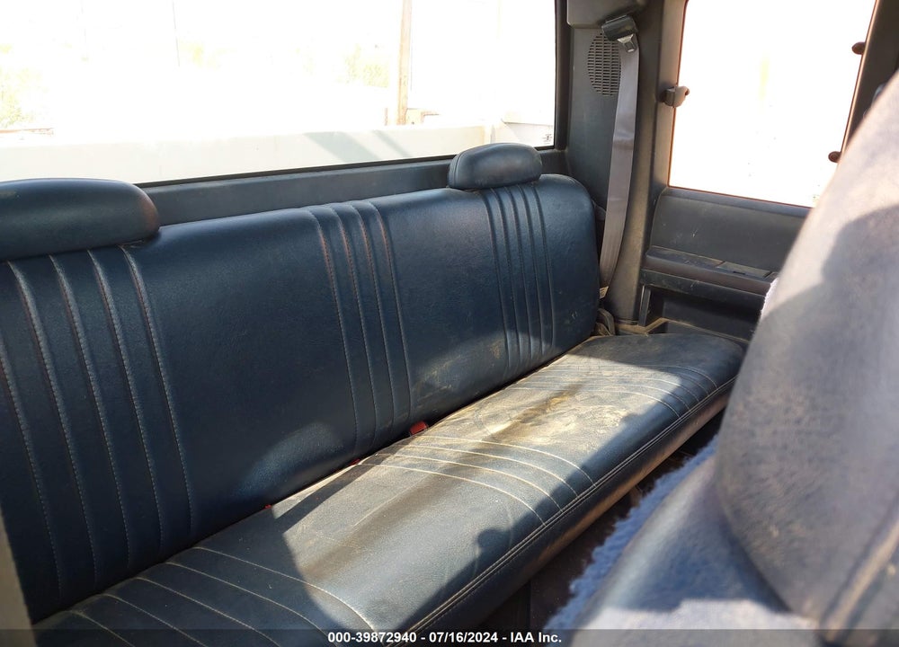 1998 CHEVROLET C2500 FLEETSIDE VIN: 1GCGC29R4WE173602