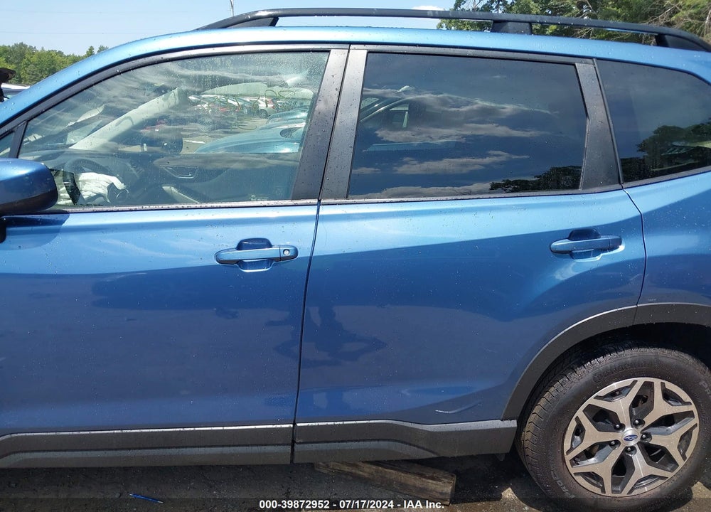 2019 SUBARU FORESTER PREMIUM VIN: JF2SKAEC6KH440807