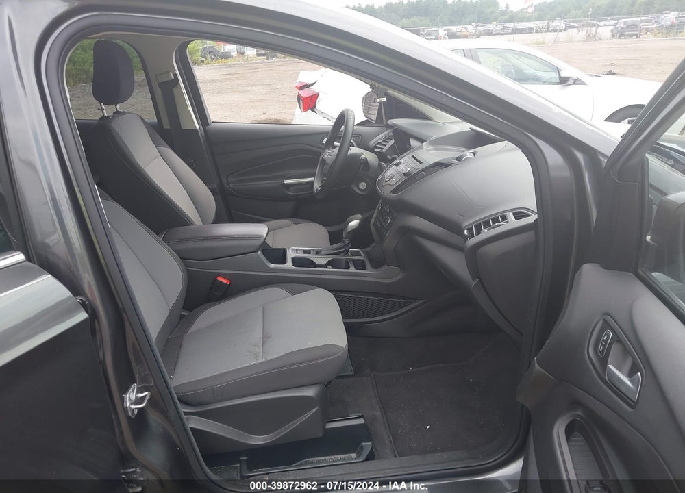 2018 FORD ESCAPE SE VIN: 1FMCU0GD7JUB84983