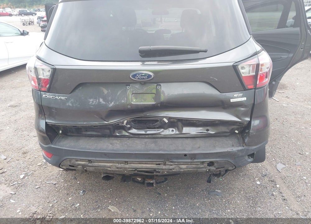 2018 FORD ESCAPE SE VIN: 1FMCU0GD7JUB84983
