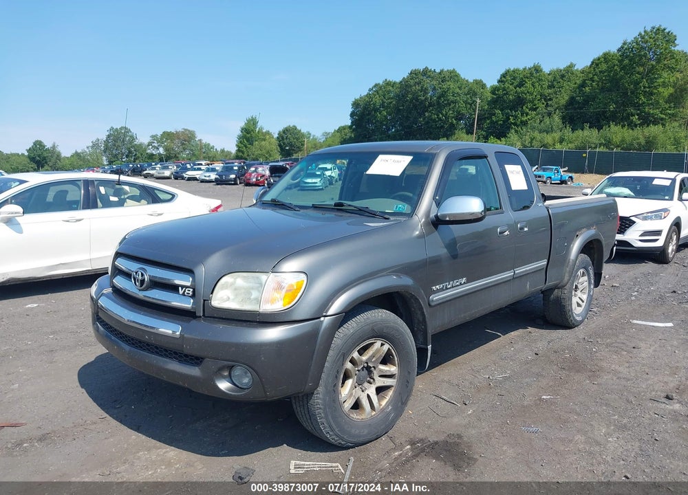 2005 TOYOTA TUNDRA SR5 V8 VIN: 5TBBT44185S465732