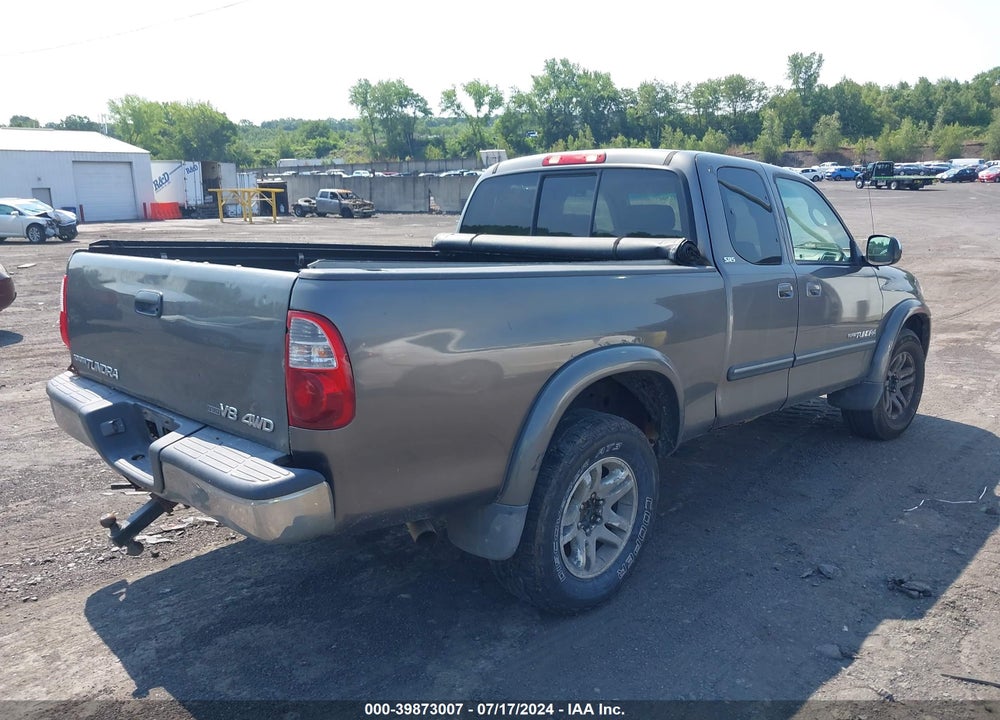2005 TOYOTA TUNDRA SR5 V8 VIN: 5TBBT44185S465732
