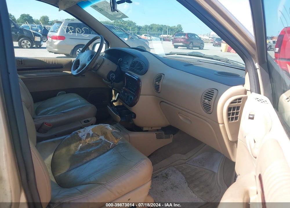 2000 CHRYSLER TOWN & COUNTRY LXI VIN: 1C4GP54L3YB673201