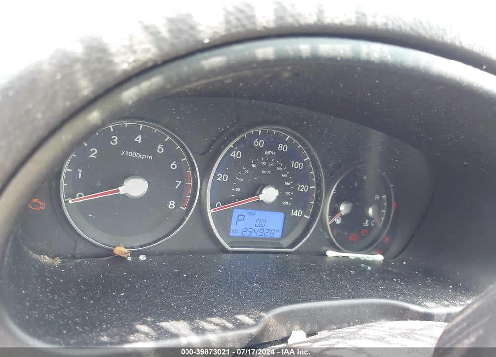 2010 HYUNDAI SANTA FE GLS VIN: 5NMSGDAB4AH373507