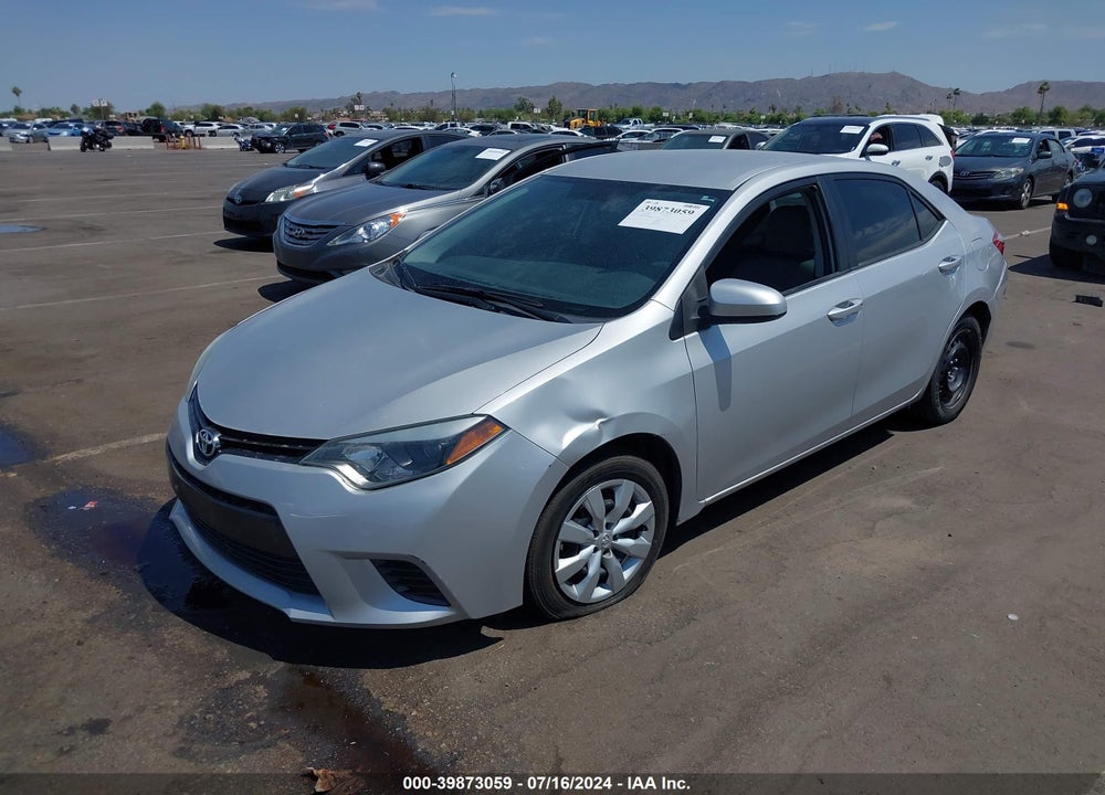 2015 TOYOTA COROLLA LE VIN: 5YFBURHE4FP352093