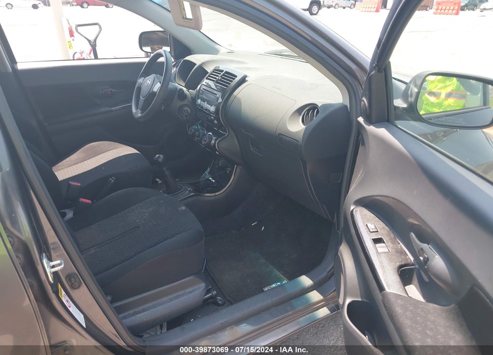 2008 SCION XD VIN: JTKKU10468J015574